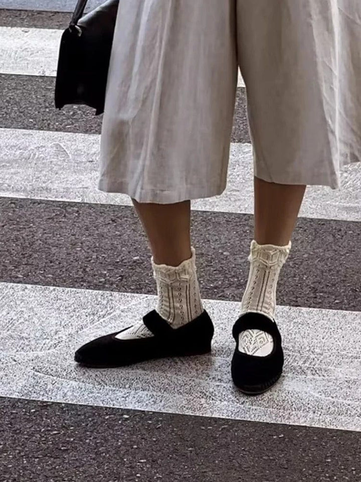 Vionna Velvet T-Straps