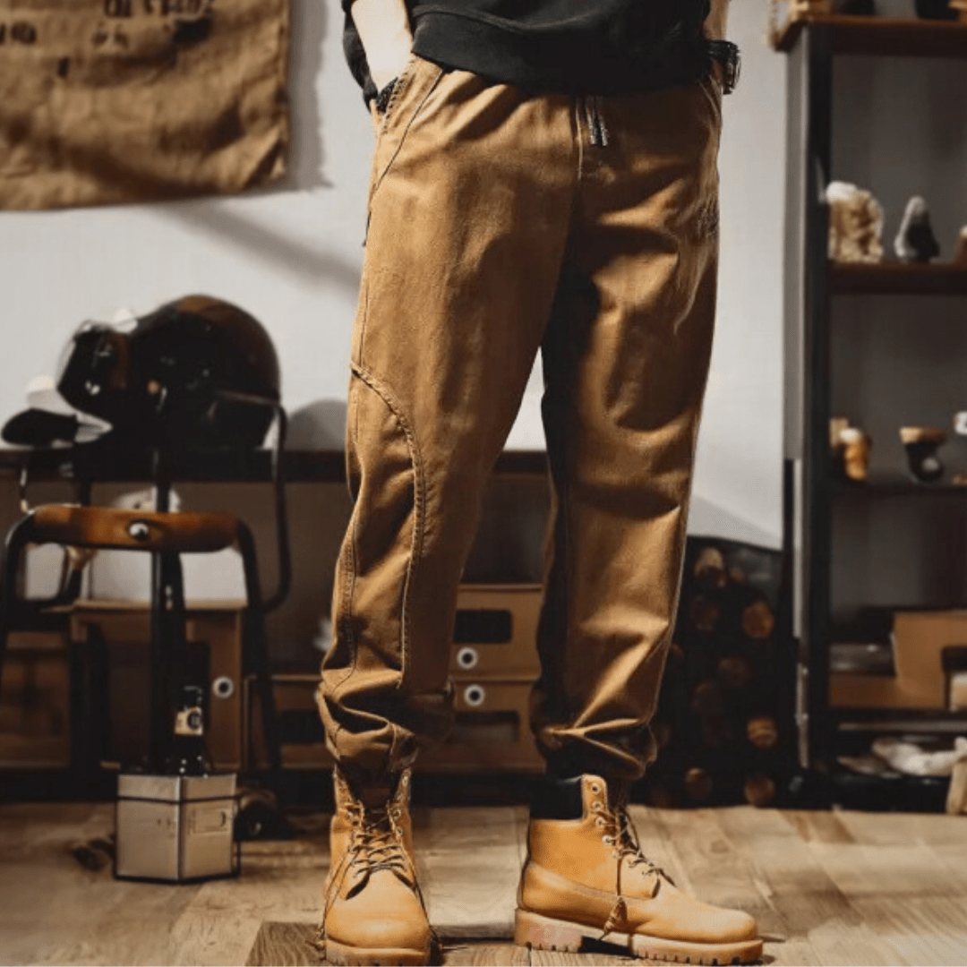 The Outlander Cargo Pants