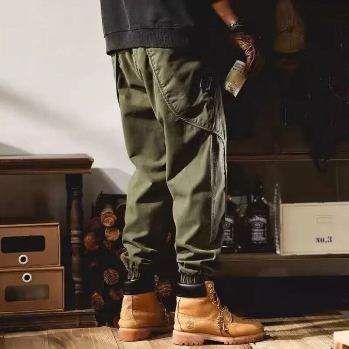 The Outlander Cargo Pants