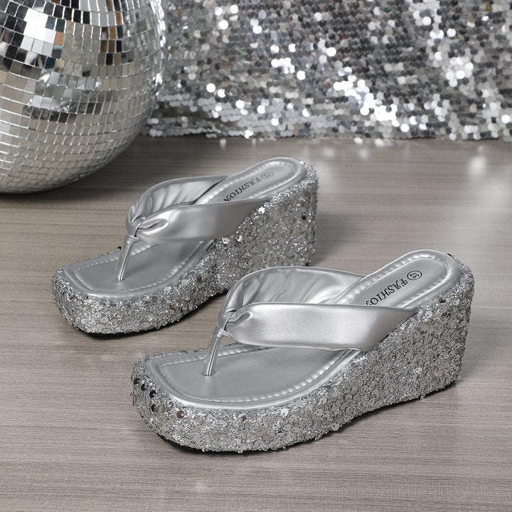 🔥2025 Zomer Nieuwe Slippers met Dikke Zolen