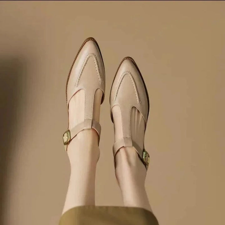 Simone Sculpted Point Flat