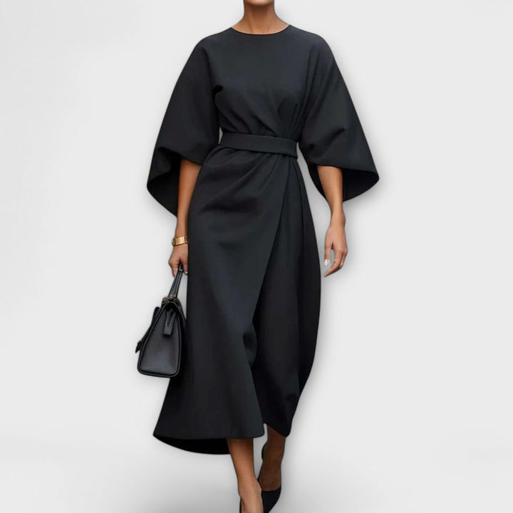DAGMAR - ELEGANT KJOLE MED ÆRMER