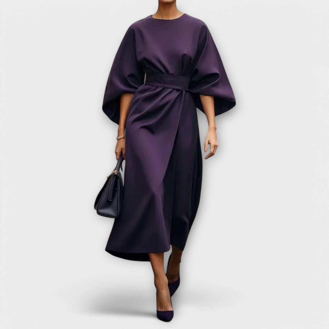 DAGMAR - ELEGANT KJOLE MED ÆRMER