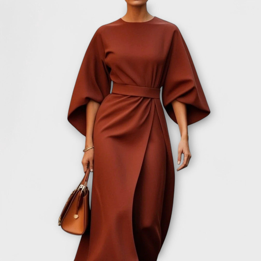 DAGMAR - ELEGANT KJOLE MED ÆRMER