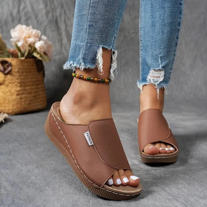 Bequeme Bogenunterstützungsrutschen - Feste Sandalen von Frauen - atmungsaktiv