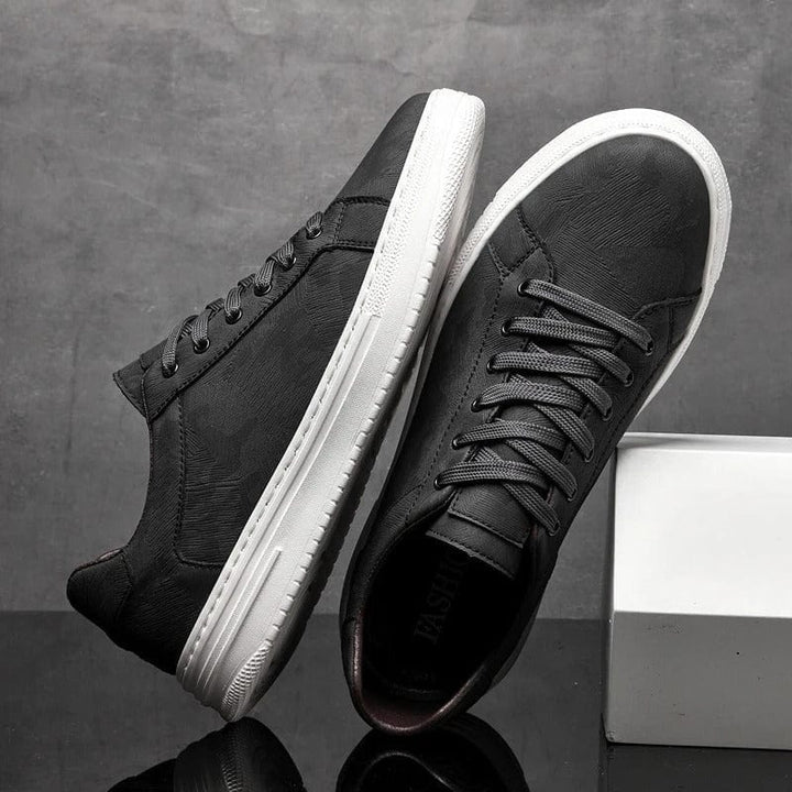 Belmont Classic Sneaker